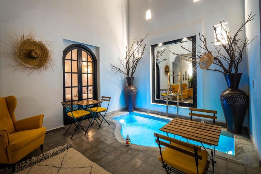 Titled Guesthouse Riad for Sale – Kasbah, Marrakech-1