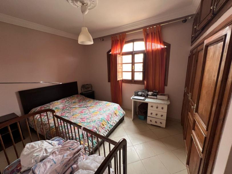 Elegant Villa with Pool, Garden, Hammam, and Spacious Living Areas for Sale-14