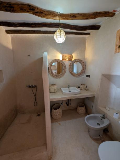 Exceptional Villa for Sale – Route de Fès-9